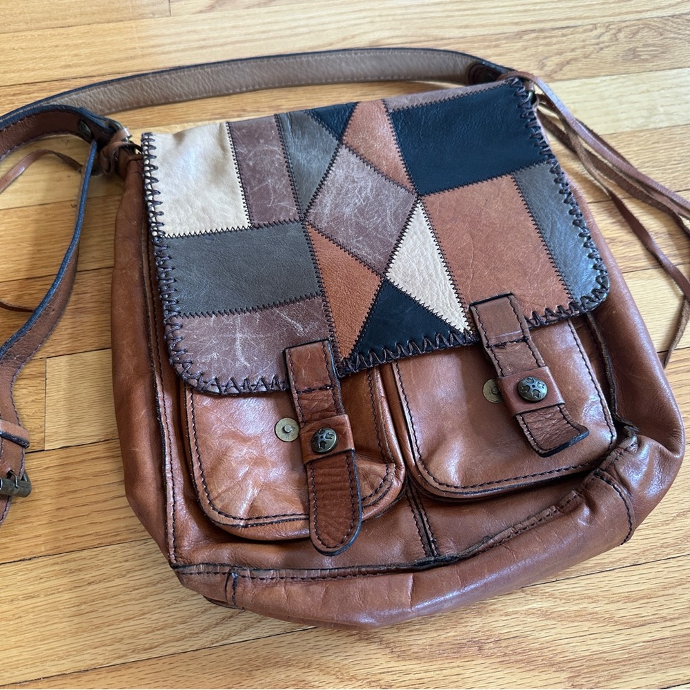 Patricia Nash Armeno Patchwork messenger crossbody Leather Bag - Picture 1 of 6